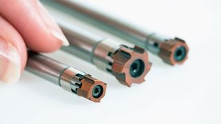 Un corps, une tête de coupe interchangeable, une vis de fixation, une extrême précision de montage et de répétabilité, voilà le nouveau système CircoTec RX small d'Urma. Un système modulable pour des dimensions aussi faibles est une première mondiale. (Urma AG)