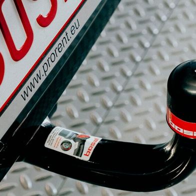 Der Hersteller bietet derzeit 23 Varianten der abnehmbaren Kupplung an. (Bild: Bosal)