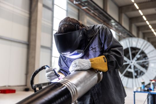 The specialised pipes are equipped with a leakage monitoring system and are designed for temperatures down to -200 °C.(Source:  Brugg Pipes)