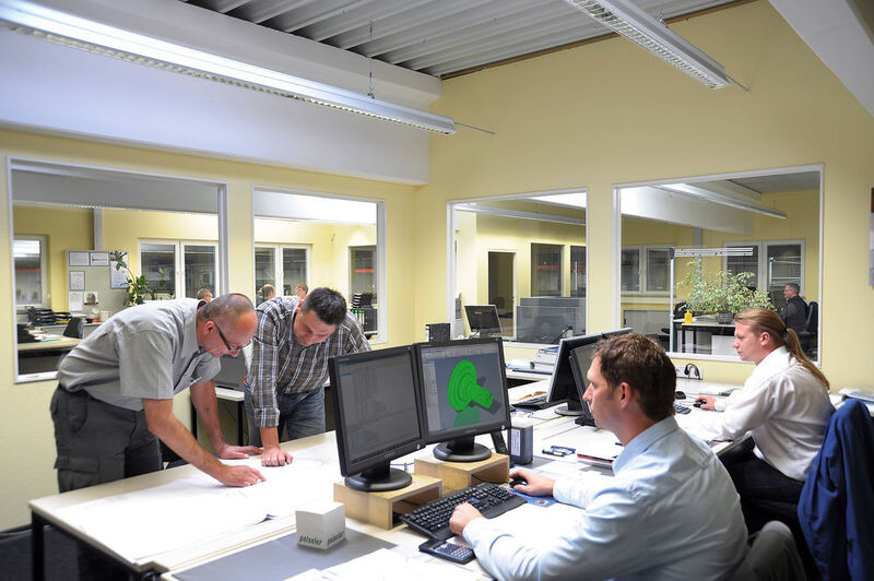 Im Auftragszentrum in Remscheid erfolgt die detaillierte Planung der Produktion. (Bild: Peiseler)