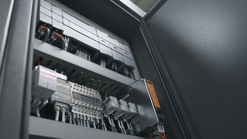 iTURBO®-Gebläse Schaltschrank (Bild: Invent)