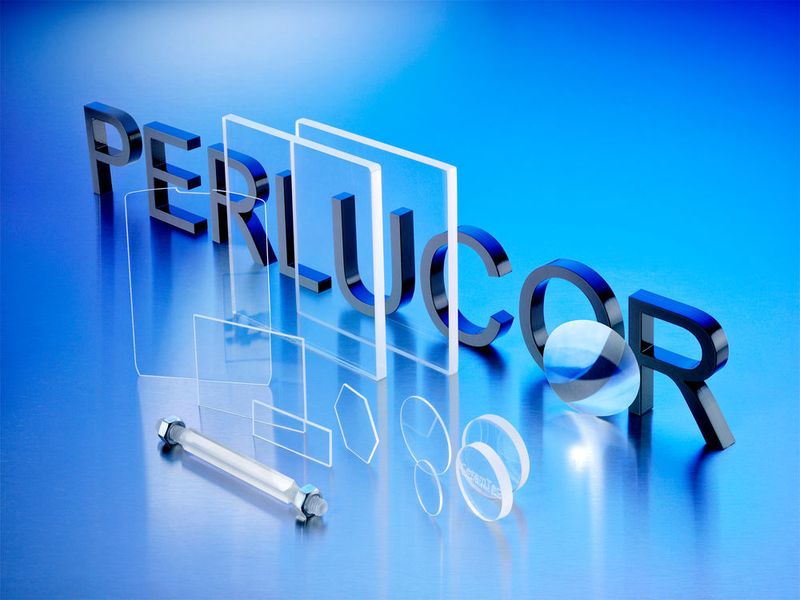 Die Standardkachelgröße von Perlucor beträgt 90 x 90 mm. Die Dicke der Platten liegt in der Regel zwischen 2 mm und 10 mm. (Ceram Tec)