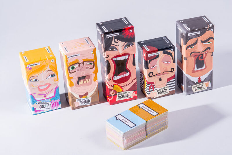 Die Gewinner der Kategorie Warenpräsentation: „Lingua Simplex – Language play. Language learning.“, eingereicht von Amelung Design. Spielerische und kommunikative Verpackung für ein Sprachlernspiel. Zielgruppengenau. Aufmerksamkeitsstark. Interaktiv. Technisch einfach gelöst. (AndreasRiedel.com)