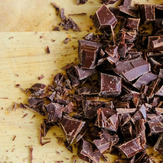 Der Schokoladenhersteller Halloren steht nach gescheiterten Verhandlungen mit dem Discounter Lidl vor Herausforderungen. (Bild:  frei lizenziert / Unsplash)