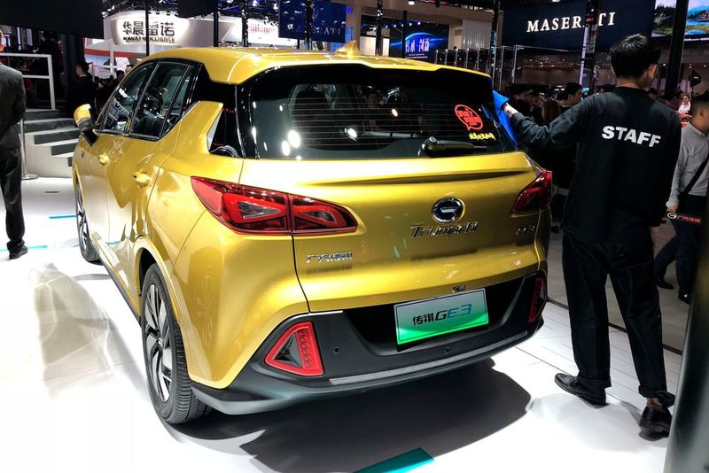 Das E-Modell der Tochterfirma Trumpchi des GAC-Konzerns hat einen 47-kWh-Lithium-Akku unter der Haube, mit dem der GE3 gut 320 Kilometer weit stromern kann. (Bild: SP-X/Peter Maahn)