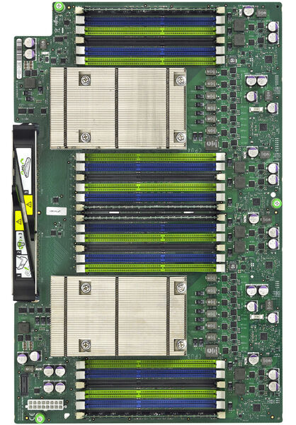 Das Prozessorboard des Rack-Server Primergy RX500 S7 ist mit Xeon-CPUs der Serie E5-4600 bestückt. (Bild: Fujitsu)