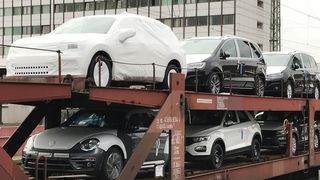 Am Dienstag könnten die Weichen für oder gegen eine staatliche Autokaufprämie gestellt werden. (Bild: Seyerlein/»kfz-betrieb«)