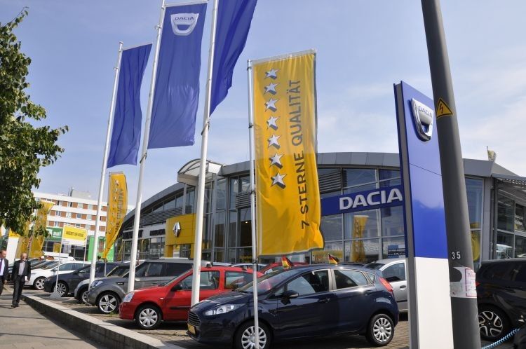 Renault Retail verkauft an seinen drei Standorten in Hamburg jährlich circa 2.000 Fahrzeuge. (Foto: Richter)