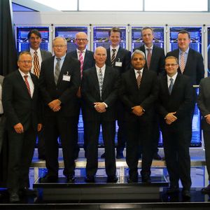 Rittal und IBM Resiliency Services haben eine strategische Partnerschaft geschlossen. Um diese mit konkreten Maßnahmen umzusetzen, fand bei Rittal in Herborn ein Workshop mit dem IBM-Topmanagement aus USA und Europa und dem Topmanagement von Rittal statt.