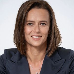 Lonza hat Samanta Cimitan zur Chief Commercial Officer (CCO) sowie Senior Vice President und Mitglied des erweiterten Executive Committee ernannt. Sie tritt die neu geschaffene Position zum 1. Januar 2027 an.(Bild:  Lonza)