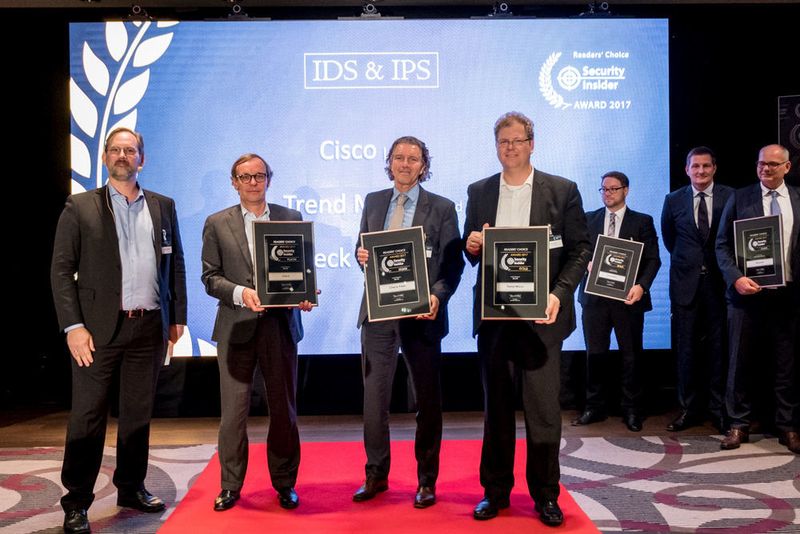 Die Gewinner des Security-Insider Readers' Choice Award 2017 in der Kategorie IDS & IPS sind Cisco (Platin), Trend Micro (Gold) und Check Point (Silber). Den Preis nahmen entgegen für Cisco Dr. Michael von der Horst, für Check Point Stefan Schenscher und für Trend Micro Richard Werner. (Herr Müller, herrmueller.info)