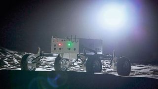 Nissan hat einen gemeinsam mit der Japan Aerospace Exploration Agency entwickelten Prototyp eines Mond-Rovers vorgestellt.  (Nissan)