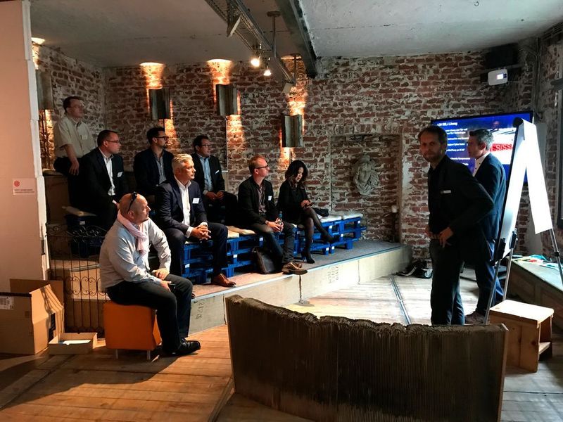 Frank Schumann und Tony Becker von A10 erläutern die Go-to-Market-Strategie, die Key-Selling-Points und die Stärken gegenüber dem Wettbewerb zum Thema SSLi mit anschließender Live-Demo.  (A10 Networks)