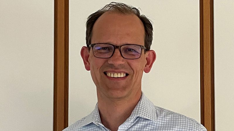 Sebastian Simons ist neuer Leiter Flotten-Marketing und Verkauf bei Ford. Sebastian Simons ist neuer Leiter Flotten-Marketing und Verkauf bei Ford.