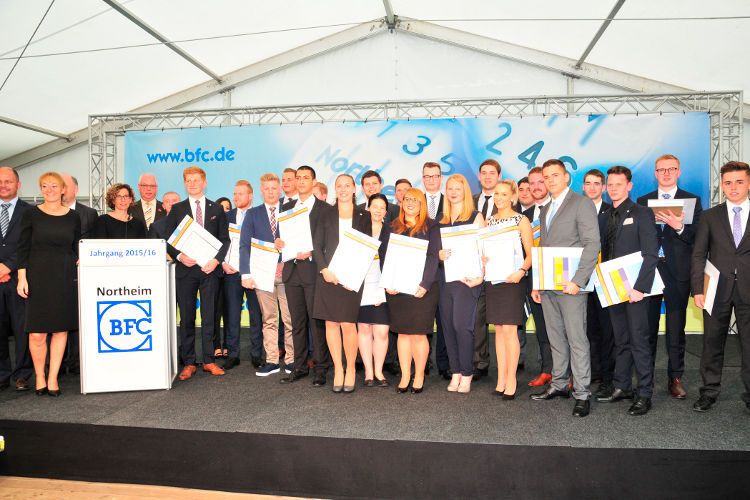 Natürlich freute sich auch die 2c über ihre Urkunden. (Büttner)