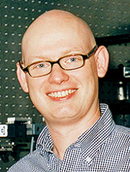 Dr. Christian Clasen: 1999 Studium der Chemie an der Universität Hamburg; 1999-2001 Promotion an der Universität Hamburg; 2001- 2002: Postdoc Aufenthalt am Massachusetts Institute of Technology; seit 2003 Habilitation am  Institut für Technische und Makromolekulare Chemie Hamburg. (Archiv: Vogel Business Media)