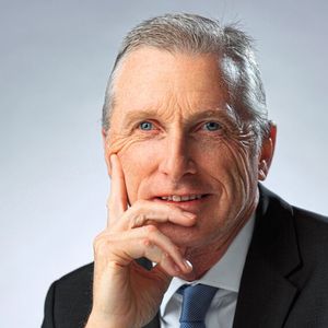 Als Vorstand für Finanzen und IT folgt David Powels auf Carsten Isensee, der Anfang 2020 Interimschef des Autobauers war und nun in den Ruhestand geht.(Bild:  Seat)