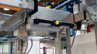 Der Handgriff mit Mehrpunktverriegelung besteht aus korrosionsbeständigen Materialien und ist für unsanften Gebrauch und für eine hohe Zyklenanzahl bei dynamischer Belastung entwickelt worden. (Bild: Rovema)