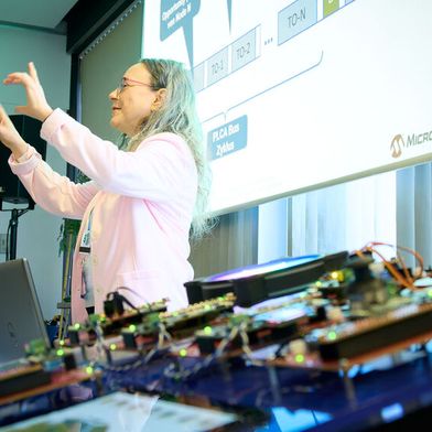 Vom Spracheinstieg bis zur sicheren Firmware: Die praxisnahen Seminare des ESE-Kongresses 2026 zeigen, wie Entwickler Rust, C und C++ für Embedded-Anwendungen einsetzen. (Bild: Nicolas Det / VCG)