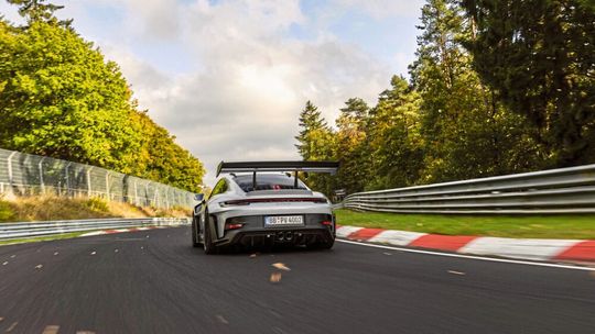 Der Autobauer Porsche ist für üppige Sonderzahlungen bekannt.(Bild:  Porsche AG)