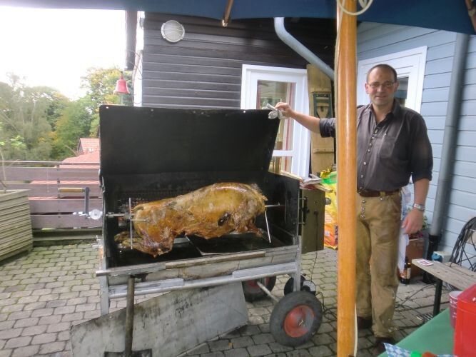 Beim „Oktoberfest“ 2012 feierten über 1.000 Besucher mit dem Autohaus Heidenreich. (Foto: Heidenreich)