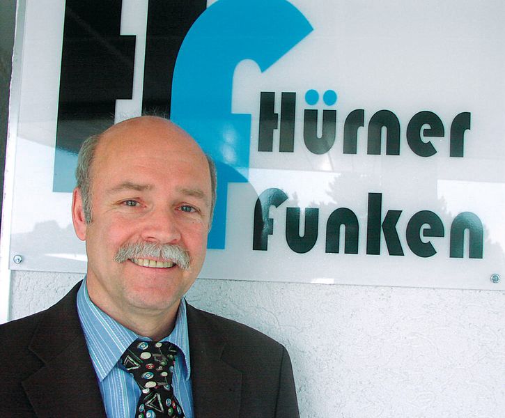 Dr. Hermann Mauch, Geschäftsführer Hürner-Funken: „Der Vorteil dieses neuen Materials liegt in der nachhaltigen, energieeffizienten Herstellung und der Produktion aus Rohstoffen, die in Deutschland verfügbar sind.“ (Bild: Hürner-Funken)