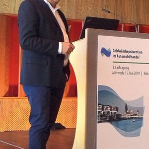 (Baeuchle/»kfz-betrieb«)