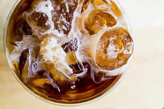 Coffee with milk (Source:  Alonso Nichols/ Tufts University)