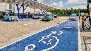 Ladepark für E-Autos und Plug-in-Hybride. (Bild: EnBW)