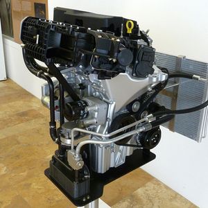 (Foto: Wolfgang Pester, mid)