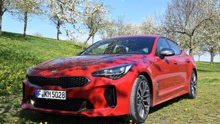 Auf neuen Wegen: Mit dem Stinger betritt Kia das Terrain der Sporttourer. (Bild: Schweitzer/»kfz-betrieb«)