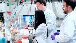 Chemie- und Pharmaforschung sind von der Coronakrise weniger stark betroffen als F&E in anderen Branchen. (gemeinfrei)