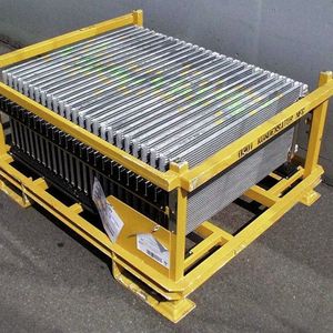 Bild 2: Dieser Transportgutträger mit einer Standfläche von 1,2 m² und einem Außenvolumen von 0,74 m³ wird für die Aufnahme von  Kondensatoren aller Varianten eingesetzt. 