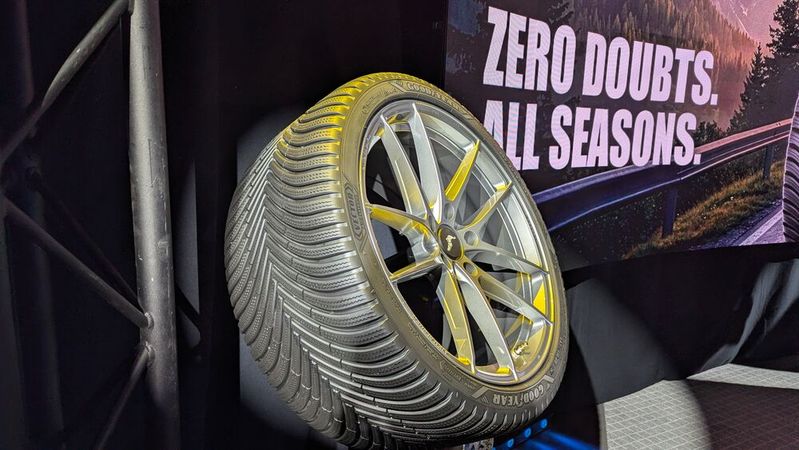 Der neue Vector All Season 4 soll der „Reifen ohne Nachteile“ sein und steht für Goodyears Selbstbewusstsein in Sachen Ganzjahresreifen.(Bild:  Rosenow – VCG)