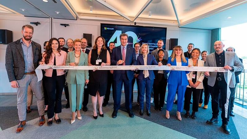 Ministerpräsident Markus Söder bei der Eröffnung des Experience Centers in München.