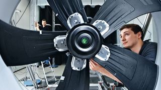 Erfahrungen und Know-How auf 84 Seiten zusammengefasst: „Innovative Ventilatorentechnik“ ist der 366. Band der Reihe „Bibliothek der Technik“. (Bild: Ebm-Papst)