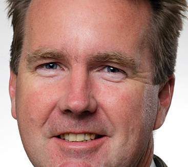 „Die Solarindustrie stellt heute einen der großen Wachstumsmärkte dar“, urteilt Alan Macdonald, Geschäftsführer Kuka Systems S-TEC. Bild: Kuka Systems (Archiv: Vogel Business Media)