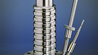 Von Miniatur-Kugelgewindetrieben bis Schwerlastgewindetriebe ? Kugelumlaufspindeln von Kammerer in verschiedenen Größen und Ausführungen.  (Bild: Kammerer)