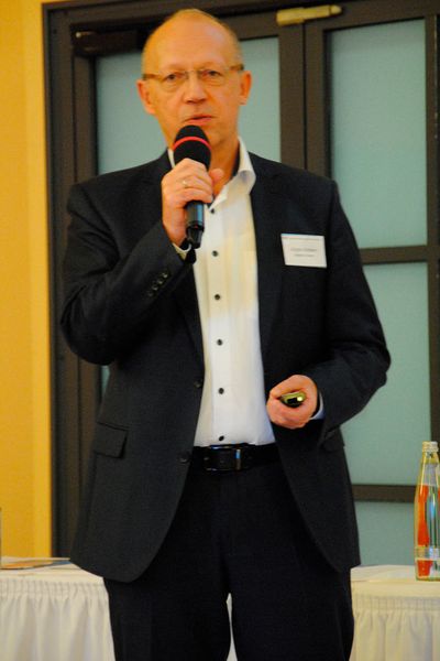 Jürgen Matern: „Die Kosten für die neue CI machen sich ergebniswirksam bemerkbar.“ (Baeuchle/»kfz-betrieb«)