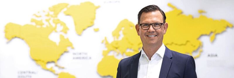 Steffen Bersch Steffen Bersch ist seit dem 1. März 2020 als CEO der SSI-Schäfer-Gruppe tätig.