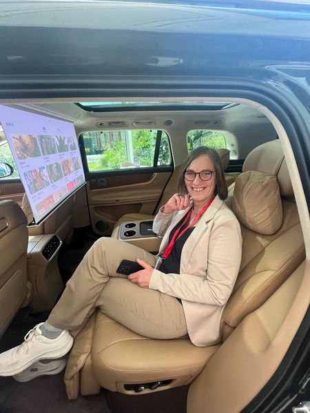 Autonomes Fahren ist keine Zukunftsmusik und macht auch Spaß, findet Margrit Lingner (IT-BUSINESS). (Bild: Vogel IT-Medien GmbH)