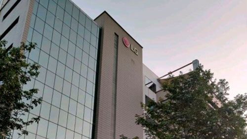 ZKW ist eine Kooperation mit LG Vehicle Solutions und LG Soft India eingegangen, um die Synergien und das Know-how der Softwareabteilung von LG zu nutzen.(Bild:  ZKW)