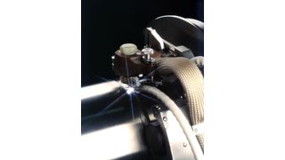 Das Orbitalschweißen wird häufig im produzierenden Gewerbe eingesetzt: vom Verlegen der Kühl- und Heizrohre in Molkereien bis hin zum Verschweißen der Treibstoffleitungen für die Raumfahrt. Dabei wird besonders auf eine hohe Qualität und Reproduzierbarkeit der Schweißnähte Wert gelegt, um die Arbeitssicherheit zu gewährleisten und mögliche Folgekosten durch fehlerhafte Prozesse zu vermeiden. (Bild: Gesellschaft für Wolfram Industrie)