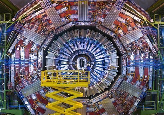 Blick auf den Compact Muon Solenoid (CMS)-Detektor.  (Bild: CERN, Stand 2007)