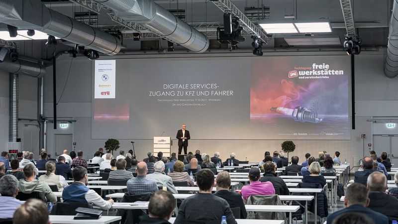 Etabliertes Infor- mations- und  Diskussionsforum: Die Fachtagung Freie Werkstätten und Servicebetriebe feierte 2021 ihr 30-jähriges Jubiläum. 2022 geht es selbstverständlich weiter.(Bild:  Stefan Bausewein)