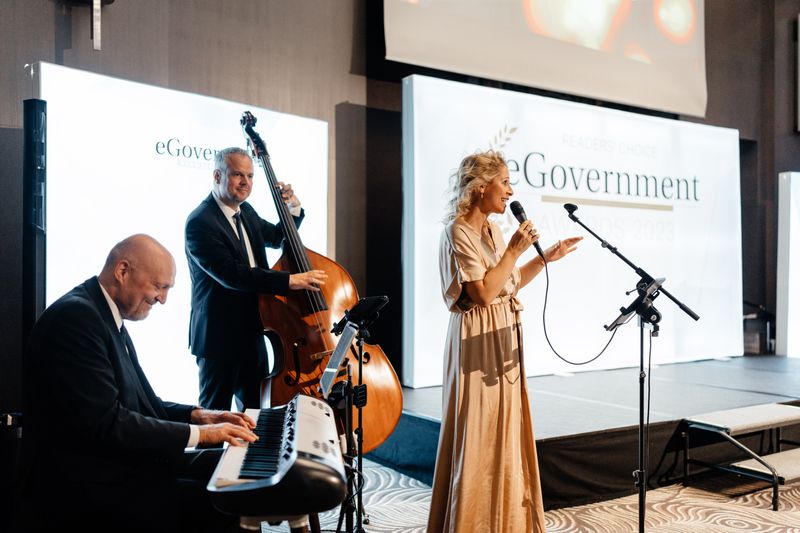 Die Ellingtones sorgen für die musikalische Untermalung des Abends. (Offenblende/Valentin)