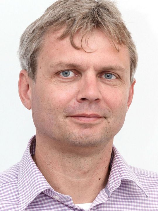 Wie Axel Schlüter, Geschäftsführer bei aiXtrusion, erläutert, fungiert das Gateway im Bluetooth-Mesh-Netzwerk als normaler Knotenpunkt.(Bild:  wolkenlos - Gestaltung & Fototgrafie)