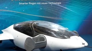 Wo sind die Millionen? Der Flugtaxi-Pionier Lilium ist bekanntlich erneut zahlungsunfähig. Dr. Robert Hänel hat nun als vorläufiger Insolvenzverwalter die Angelegenheit übernommen. Die Lage sei nicht so leicht zu durchschauen ... (Bild: dpa)