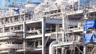 Linde's Engineering Division will be responsible for engineering, procurement and site services for the LNG plant. (Deposit Photos)