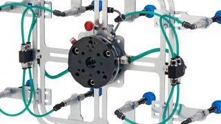 Gimatic dient dem einfachen und schnellen Aufbau von Robotergreifer-Systemen in der Kunststoffspritzguss-Industrie. (Gimatic)